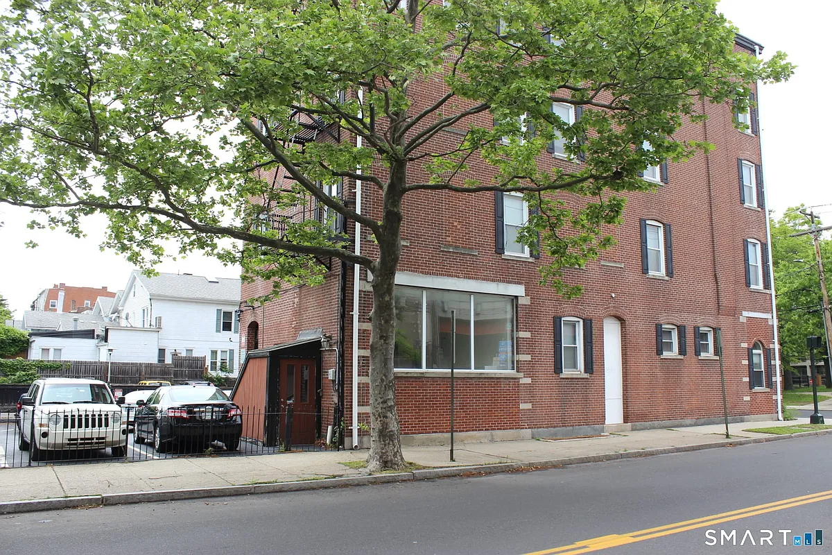 Building Photo - 488 Chapel St #6