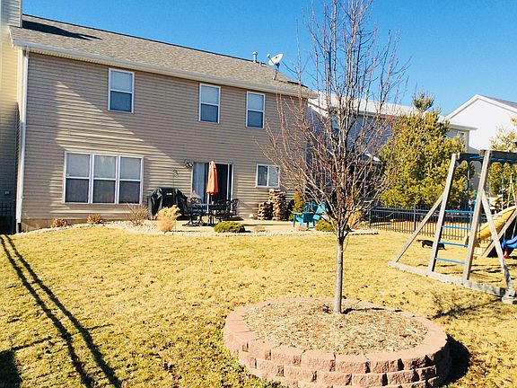 3rd image of 5960 Southcrest Way