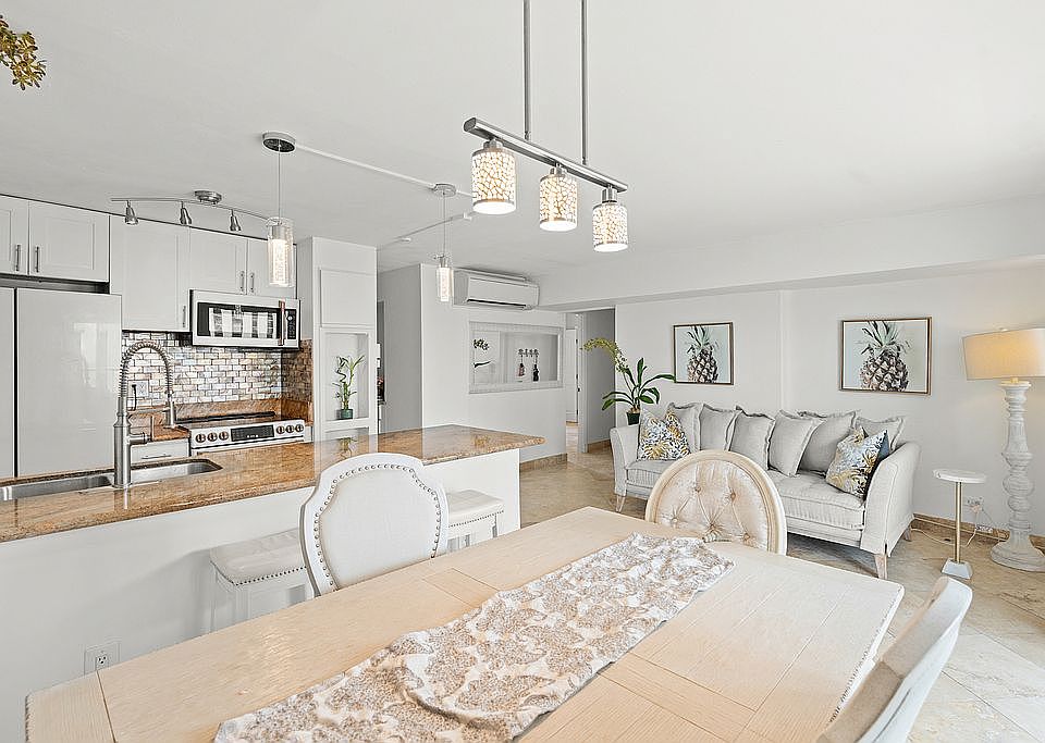 1st image of 1690 Ala Moana Blvd APT 1401