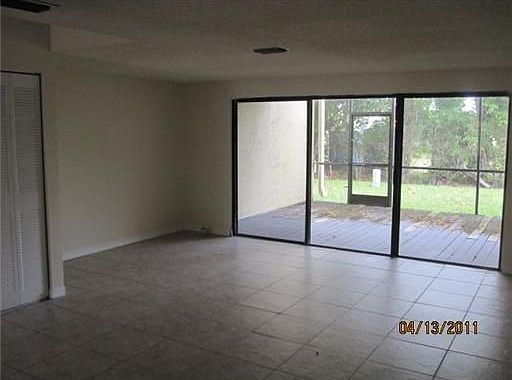 4th image of 8813 NW 48th St