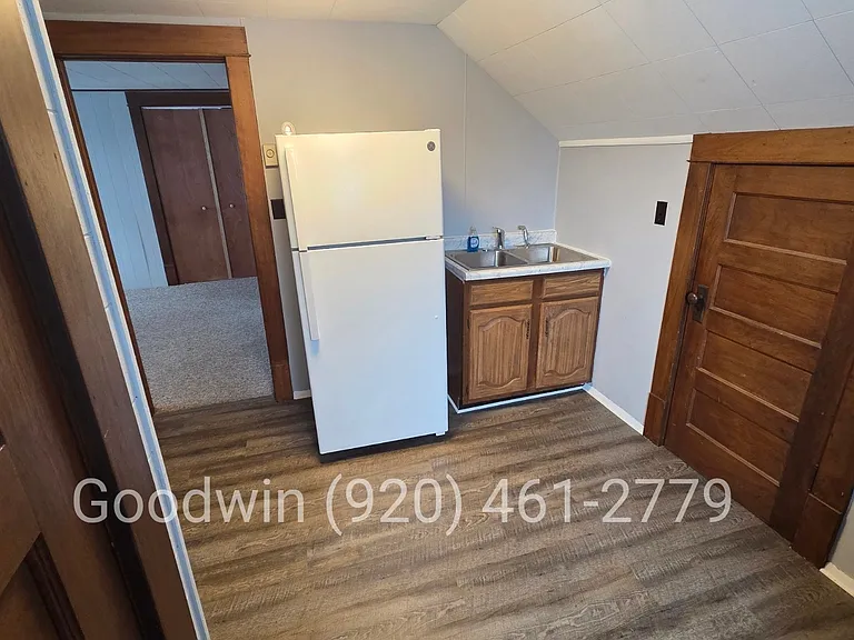 919 Harney Ave #A — Photo 5