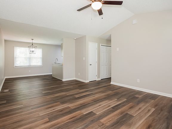 3rd image of 103 Duff St
