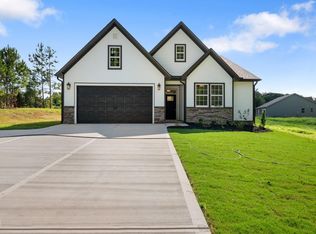 6218 Carole Dr, Oxford, NC 27565