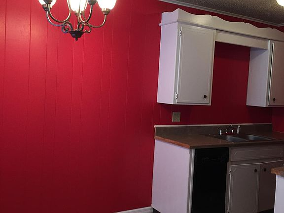 3rd image of 1002 W Hughes St APT 4
