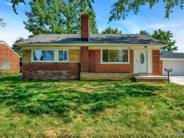 23120 Marine Ave, Eastpointe, MI 48021