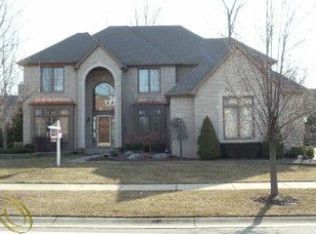 54548 Sassafras Dr, Shelby Township, MI