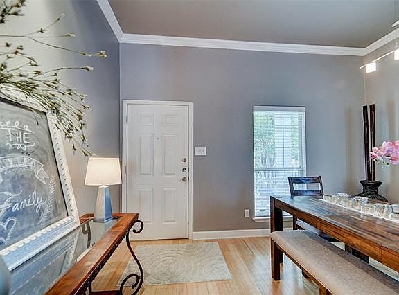 3rd image of 1236 Hayden Ln