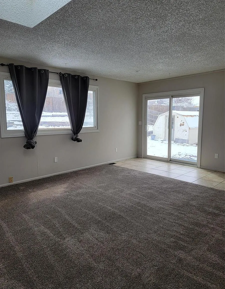 4 bed, 2.0 bath, 1792 sqft, $2,800 — Photo 3