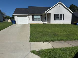 703 S Oak St, Union, MO 63084
