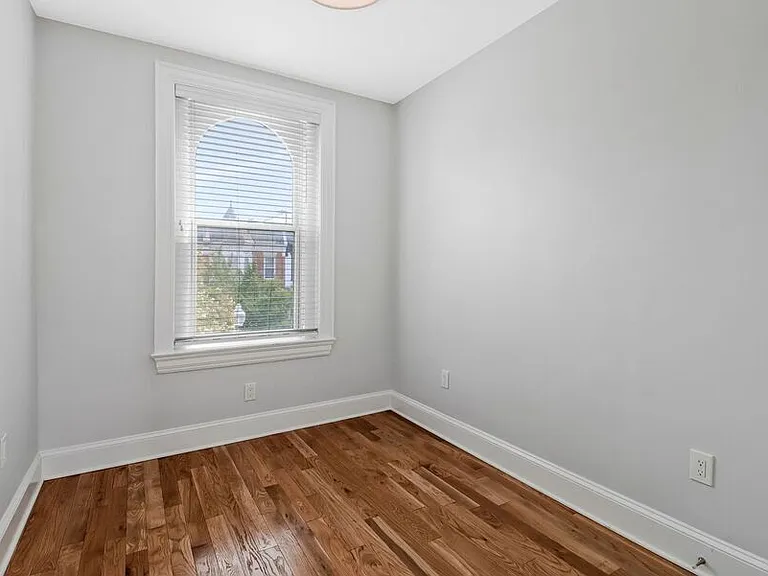 1349 Newton St NW #1 — Photo 24