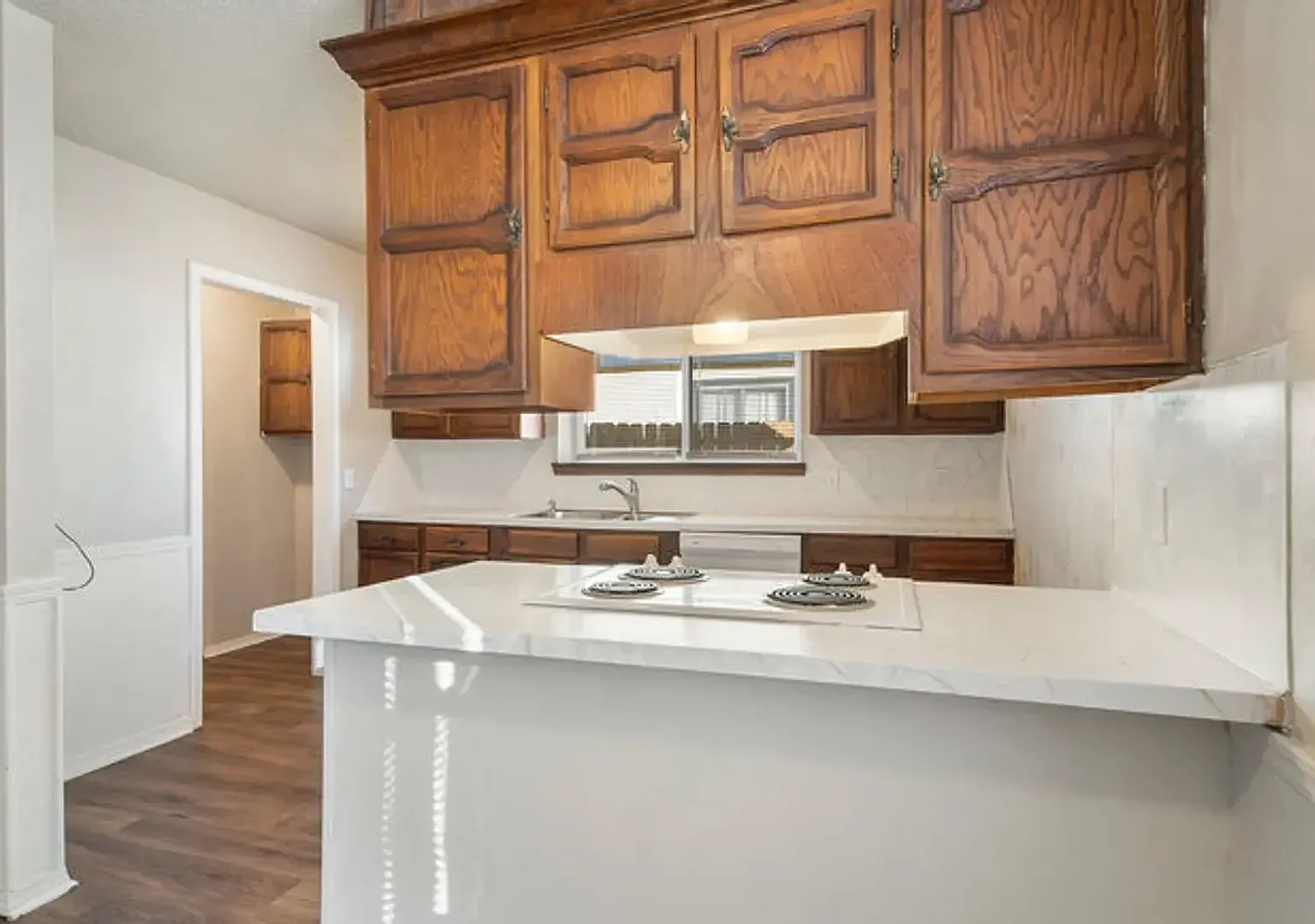 Charming 3-bedroom, 2-bath ranch home with a 2-car garage, ready for its next owner! — Photo 4