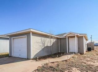 121 74th St, Lubbock, TX 79404