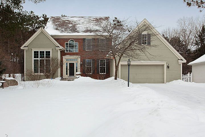 1st image of 1754 Interlachen Bay