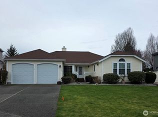 3150 Hunter Ct, Enumclaw, WA 98022