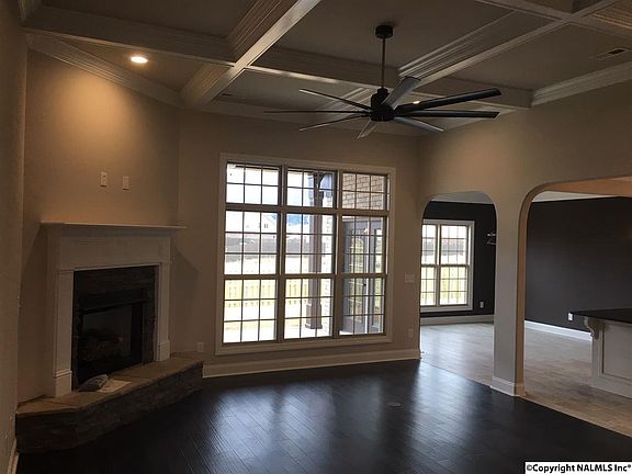 4th image of 7110 Weeping Willow Dr