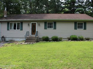 725 Rosewood Rd E, East Stroudsburg, PA 18302