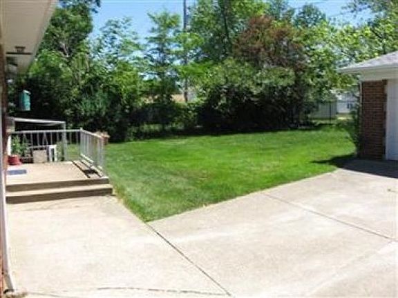 4th image of 12512 Oakview Blvd