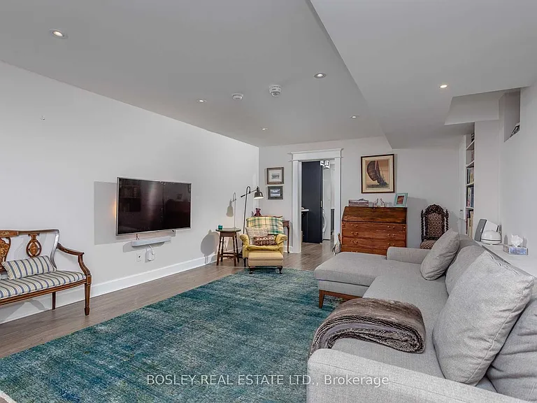 774 Gladstone Ave — Photo 15