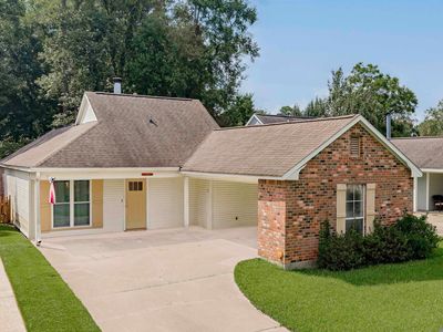 726 Fawn Lake Dr, Baton Rouge, LA, 70816