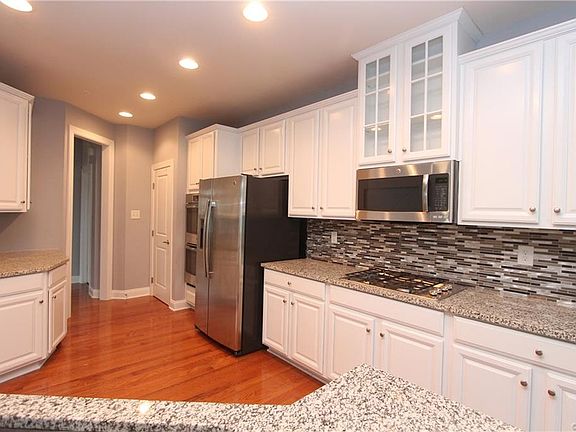 5th image of 1815 Liesfeld Pkwy