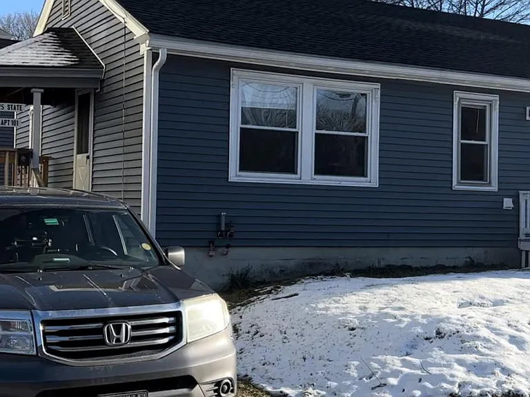 25 State St #101 — Photo 7
