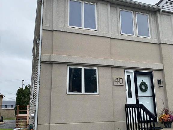 2nd image of 40 Craigie St
