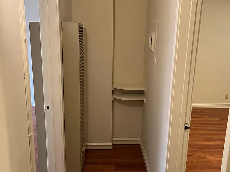 923 N Glendale Ave #10 — Photo 13