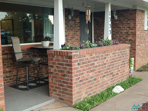 4th image of 1333 Huntington Way