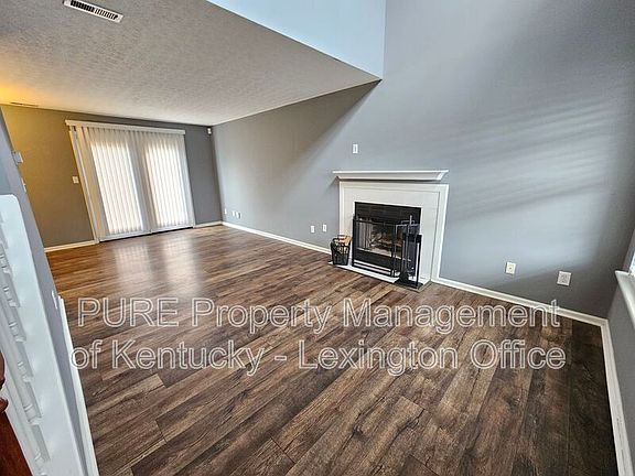 4th image of 353 Lucille Dr