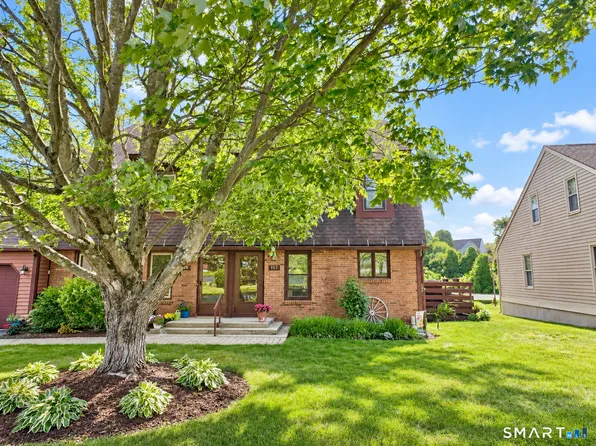 117 Colonial Hill Drive #117, Wallingford, CT 06492