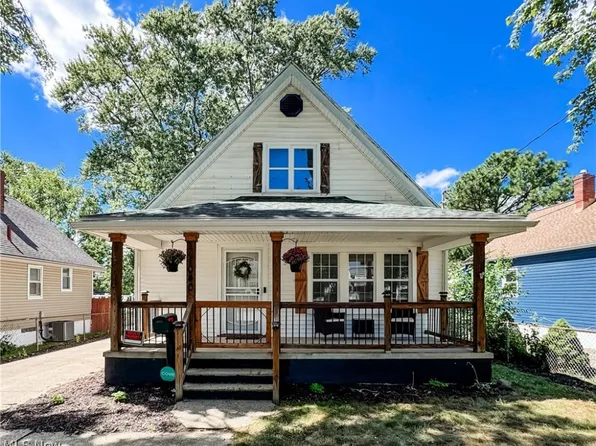 1040 Allendale Ave, Akron, OH 44306