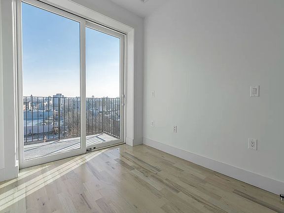 3rd image of 1257 Bedford Ave #2C