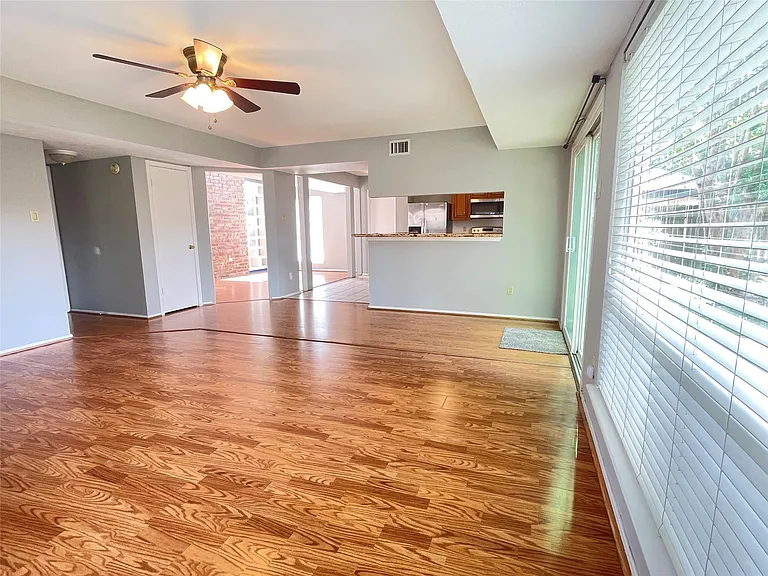 5006 Temple Bell Dr — Photo 12