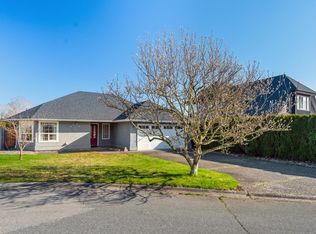 1071 King George Blvd, Surrey, BC