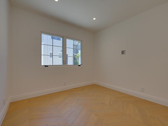 5th image of 234A S Spalding Dr #A