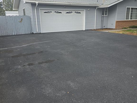 5th image of 3206 Raymond St