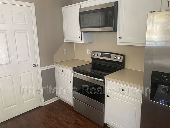 4th image of 22 Kennedy St