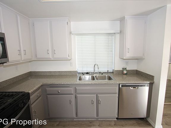 3rd image of 15957 Alta Vista Dr Unit D