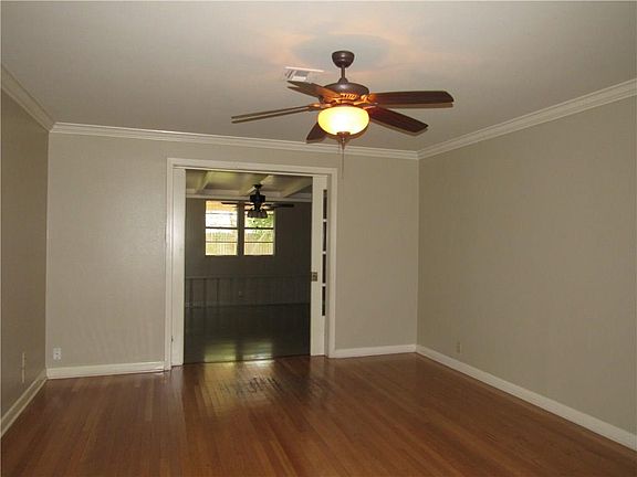 3rd image of 3661 Monterrey St