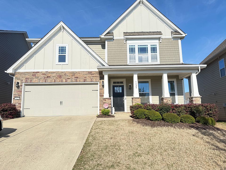 1st image of 1429 Skygrove Pl NW