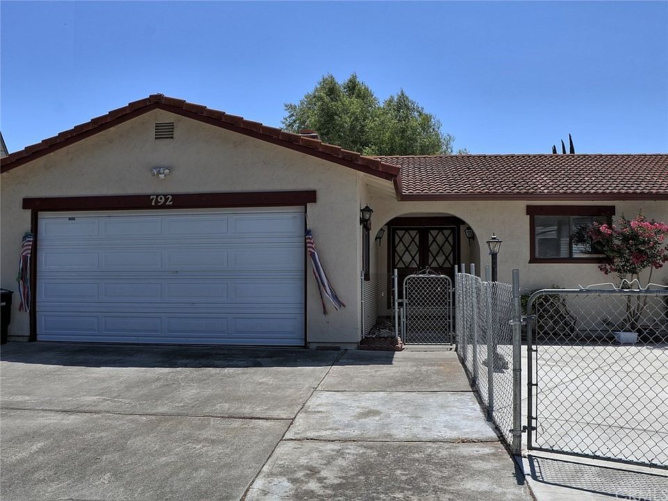 1st image of 792 Bass Ln