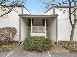 1442 Cliff Ct APT B, Columbus, OH 43204