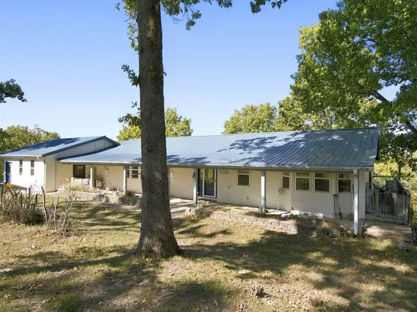 141 Edgewood Drive, Ridgedale, MO 65739
