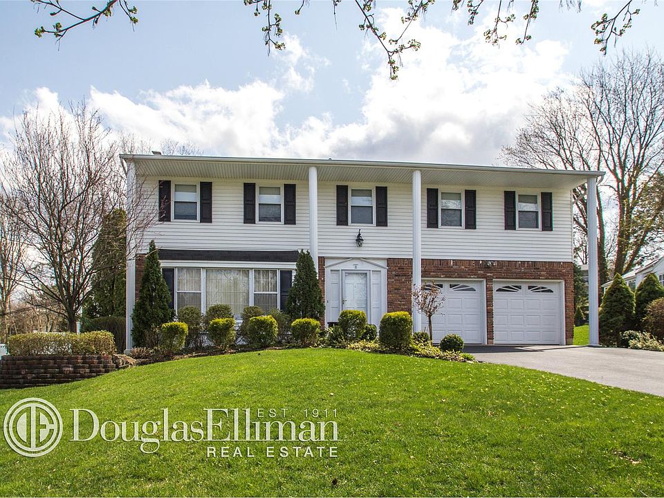 1st image of 8 Knoll Ln