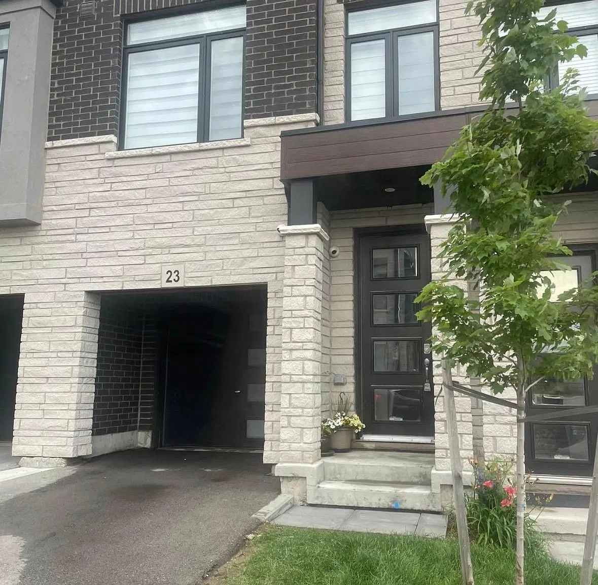 4 bed, $2,650 — Photo 1