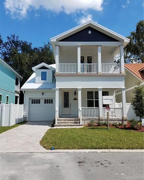 1st image of 1938 Amelia Oaks Dr