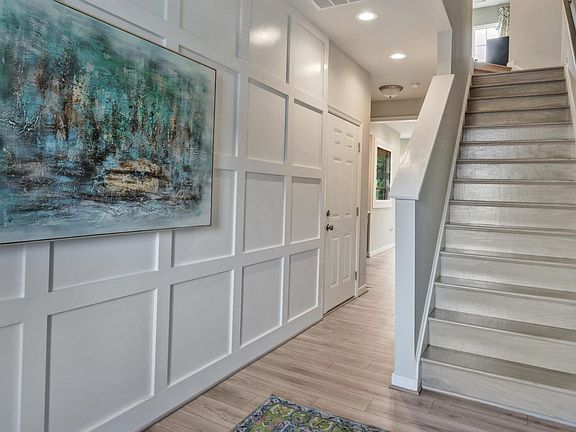 5960 E Stonepath Garden Dr-large-003-2-Foyer-1500x1000-72dpi