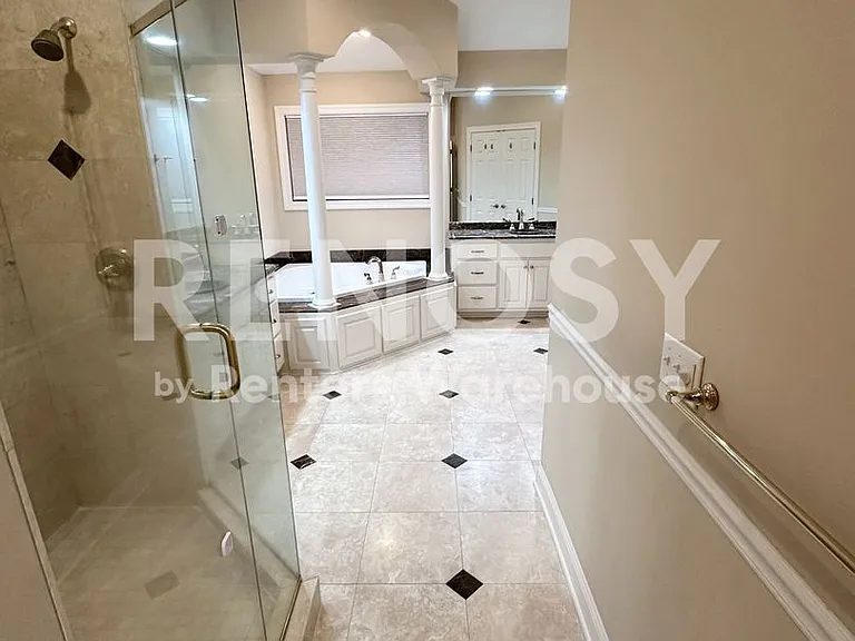 2470 Arnold Palmer Dr — Photo 32
