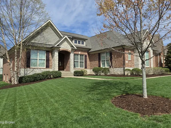 601 Locust Creek Blvd, Louisville, KY 40245
