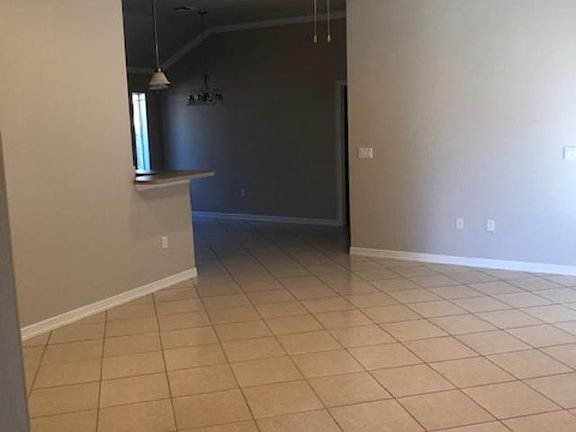 4th image of 2249 Concord Pl